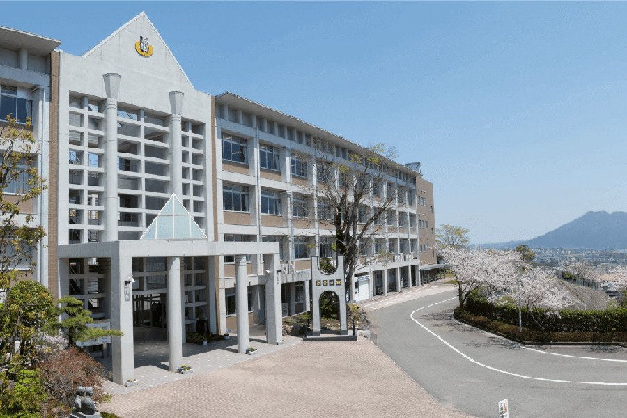 鹿児島実業高校｜進学・就職・部活が充実して楽しい学校