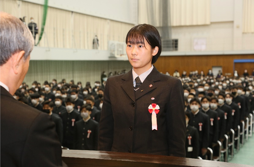 総合学科総代　島村 楓花さん（伊集院中出身）