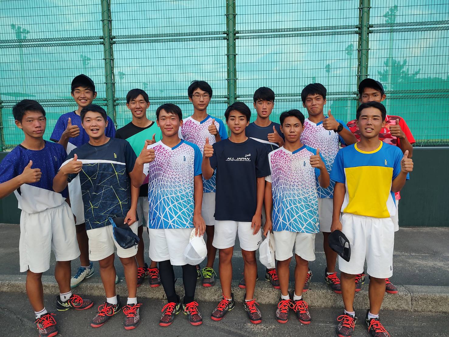 ソフトテニス部(男子) 鹿児島県連盟会長杯ソフトテニス選手権大会(高校の部) 男子個人 優勝・第3位 鹿児島実業高等学校